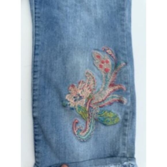 Nine West Women Chrystie Capri Embroidered Size 1058 - Picture 2 of 10